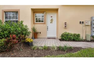 5660 Chelsey Ln APT 201, Fort Myers, FL 33912, Sold 01/30/23