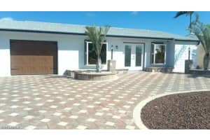 127 Albatross St, Fort Myers Beach, FL 33931, Sold 02/07/23