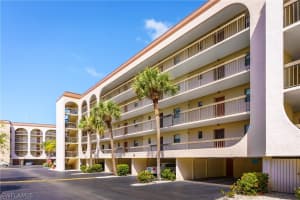 1011 Anglers Cove, MARCO ISLAND, FL 34145 Sold 12/08/23