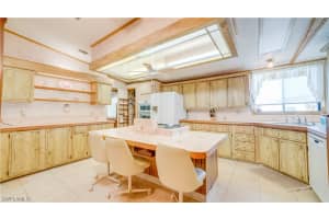 100 Sunset Circle, NORTH FORT MYERS, FL 33903 Sold 02/28/24