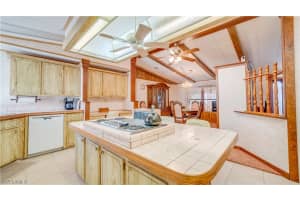 100 Sunset Circle, NORTH FORT MYERS, FL 33903 Sold 02/28/24