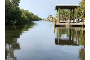 168 Chapel Street, Fort Myers Beach, FL 33931 Sold 11/25/24