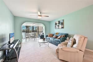 228 Fox Glen Dr, Naples, FL 34104, Sold 02/27/23