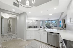 325 Dunes Blvd, Naples, FL 34110, Sold 05/02/23