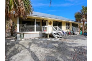 4044 Coquina Dr, Sanibel, FL 33957, Sold 01/30/23