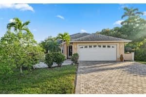 12 E 5th St, Bonita Springs, FL 34134, Sold 08/01/23