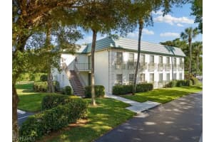 208 Bobolink Way, Naples, FL 34105, Sold 03/10/23