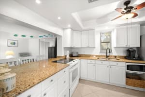 208 Bobolink Way, Naples, FL 34105, Sold 03/10/23