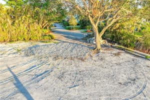 1545 Avion Place, NAPLES, FL 34104 Sold 06/11/25