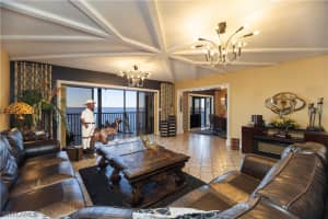 1920 Virginia Ave APT 803, Fort Myers, FL 33901, Sold 02/16/23