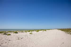 4781 Tradewinds Dr, Sanibel, FL 33957, Sold 03/08/23