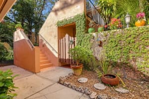 325 Bay Forest Dr, Naples, FL 34110, Sold 04/28/23