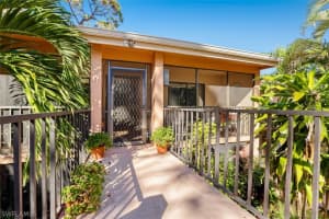 325 Bay Forest Dr, Naples, FL 34110, Sold 04/28/23