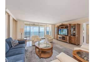 10701 Gulf Shore Dr, Naples, FL 34108, Sold 05/10/23