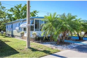 7 Poinsettia Dr, Fort Myers, FL 33905, Sold 02/10/23