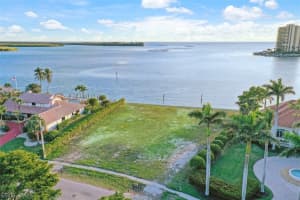 1355 Caxambas Court, Marco Island, FL 34145 - MLS#223004686