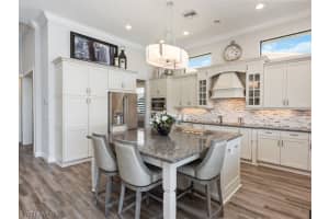12408 Wisteria Dr, Naples, FL 34120, Sold 02/27/23