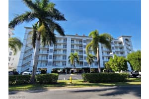 28700 Trails Edge Blvd, Bonita Springs, FL 34134, Sold 05/05/23