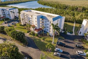 200 Stevens Landing Dr, Marco Island, FL 34145, Sold 03/13/23