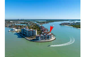 505 La Peninsula Blvd, Naples, FL 34113, Sold 04/20/23