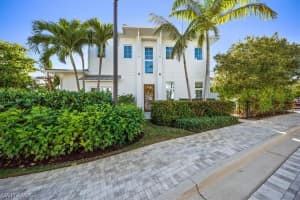 9188 Mercato Ln, Naples, FL 34108, Sold 03/29/23