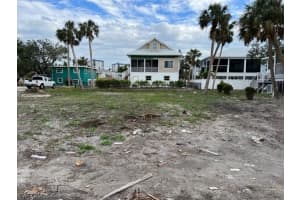 156 Mandalay Rd, Fort Myers Beach, FL 33931, Sold 01/30/25