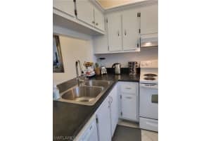 9291 Central Park Dr APT 203, Fort Myers, FL 33919, Sold 03/03/23