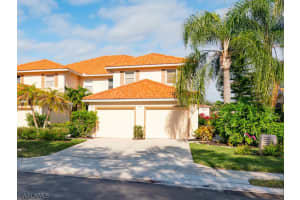 260 Robin Hood Cir, Naples, FL 34104, Sold 03/13/23