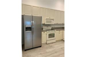 6255 Mandalay Cir, Naples, FL 34112, Sold 05/24/23
