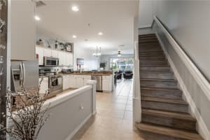 1132 Oxford Ln, Naples, FL 34105, Sold 05/15/23
