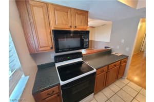 3328 Ottawa Cir Apt 4, Fort Myers, FL 33907, Sold 05/26/23