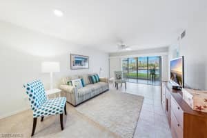 781 Wiggins Lake Dr, Naples, FL 34110, Sold 03/14/23