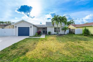 19552 NW 59th Pl, Hialeah, FL 33015, Sold 02/27/23
