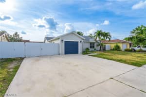 19552 NW 59th Pl, Hialeah, FL 33015, Sold 02/27/23