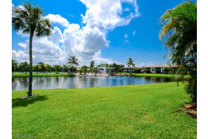 16007 Davis Rd APT 211, Fort Myers, FL 33908, Sold 04/13/23