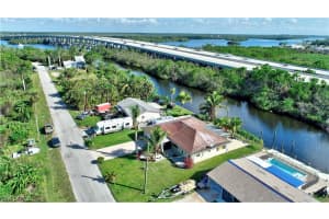 107 Schneider Dr, Fort Myers, FL 33905, Sold 03/10/23