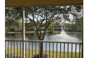 700 Diamond Cir, Naples, FL 34110, Sold 04/11/23