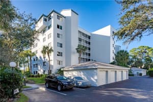270 Naples Cove Dr, Naples, FL 34110, Sold 06/14/23