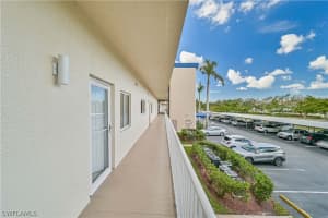 14801 Park Lake Dr APT 202, Fort Myers, FL 33919, Sold 04/14/23