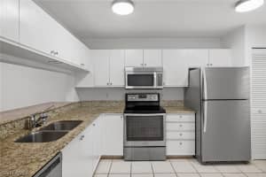 3002 Sandpiper Bay Cir, Naples, FL 34112, Sold 03/03/23