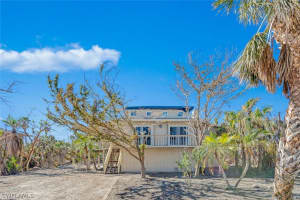 4427 Gulf Pines Dr, Sanibel, FL 33957, Sold 02/28/23