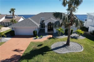 2815 SE 22nd Pl, Cape Coral, FL 33904, Sold 06/09/23