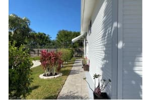 103 Cheetah Dr, Naples, FL 34114, Sold 04/14/23