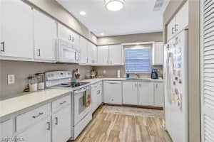 600 Valley Stream Dr, Naples, FL 34113, Sold 03/01/23