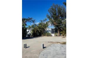 5650 Red Bird Ln, Fort Myers, FL 33908, Sold 03/20/23