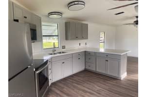 7728 Raymary St, Bokeelia
