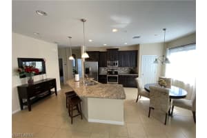 Units 1-4, 8560 Oakshade Cir, Fort Myers, FL 33919, Sold 04/03/23