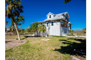 562 Lake Murex Cir, Sanibel, FL 33957, Sold 02/28/23