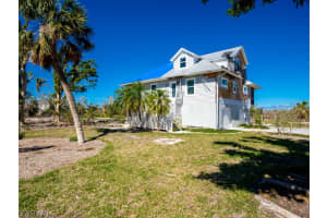 562 Lake Murex Cir, Sanibel, FL 33957, Sold 02/28/23