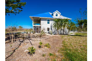 562 Lake Murex Cir, Sanibel, FL 33957, Sold 02/28/23